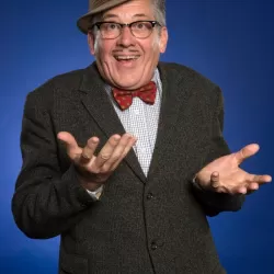 Count Arthur Strong