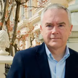 Huw Edwards A'r Cymry Estron: Stori Cymry Llundain