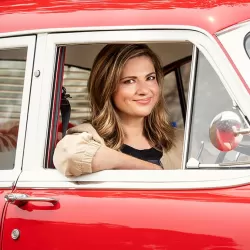 Julia Zemiro's Home Delivery