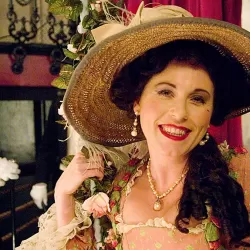 Miss Marie Lloyd - Queen of The Music Hall