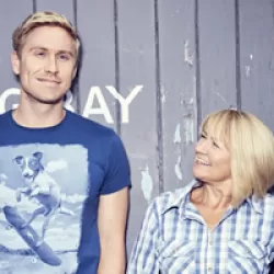 Russell Howard & Mum